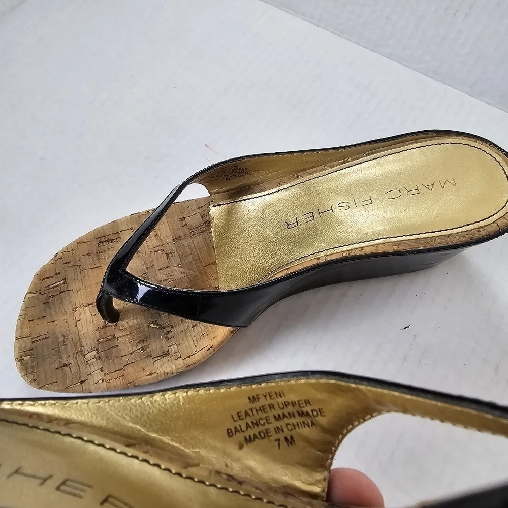 Marc Fisher Black Patent Cork Wedge Thong Sandals Size 7 Slip-On Open Toe